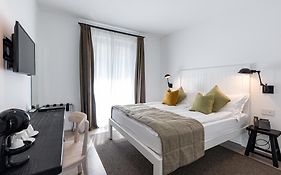 Seta Hotel
